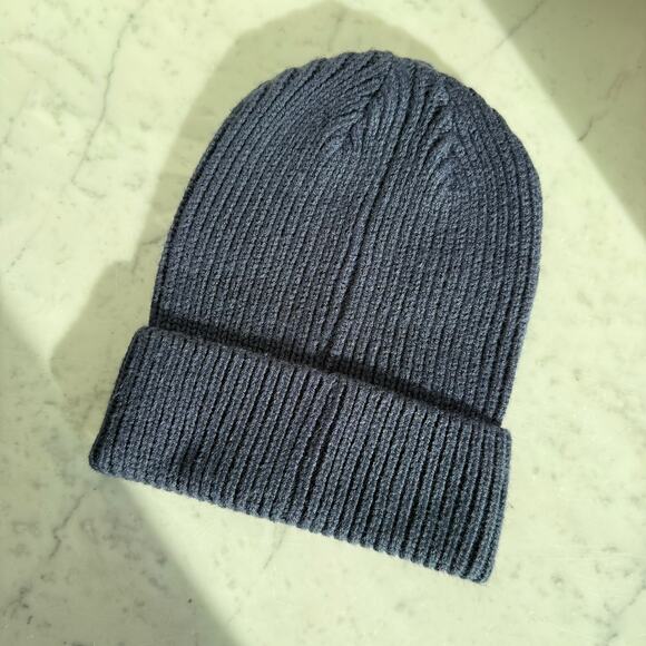 GAP Navy Knit Embroidered Logo Beanie Unisex – One Size - Picture 5 of 8